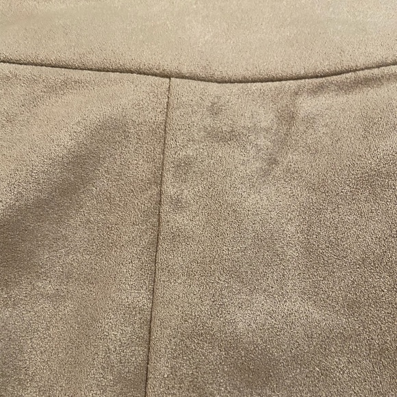 New Wilfred Free Tan Suede Skirt - Picture 3 of 8
